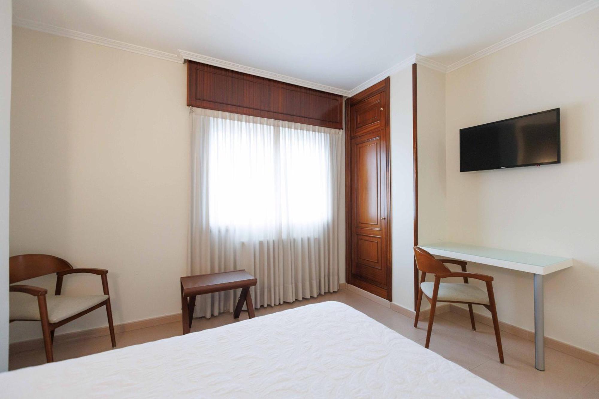Hotel O Cruceiro กัลดัส เด เรย์ส ภายนอก รูปภาพ