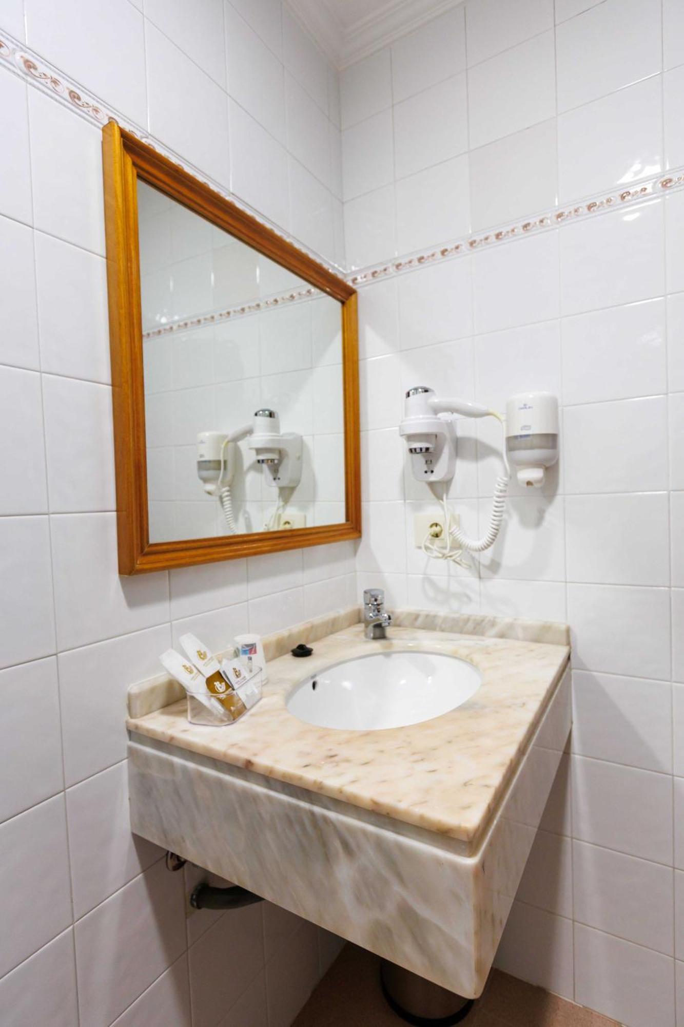 Hotel O Cruceiro กัลดัส เด เรย์ส ภายนอก รูปภาพ